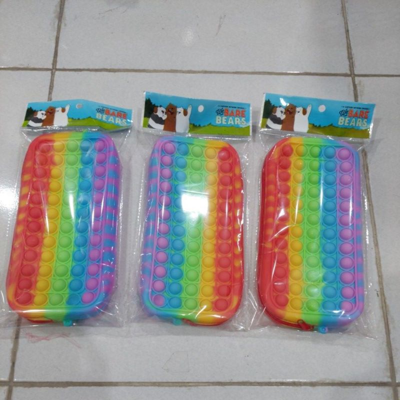 

Tempat Pensil Pop It Besar (22x11x3.5cm)