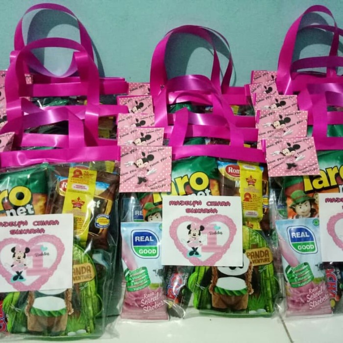 

✨ BISA COD ✨ Paket Snack Ulang Tahun Plus Souvenir