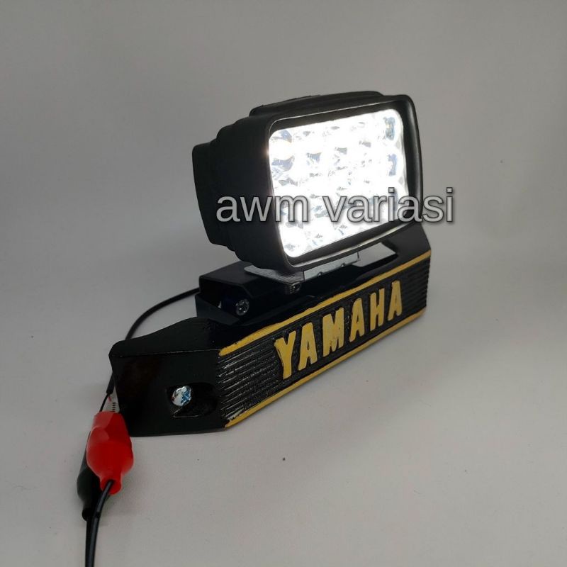 [PAKET]Lampu led sorot tembak 15 titik Plus Kumis RX KING plus breket lampu rxking kecil 3 item tanpa breket kecil rxking gak bisa pasang