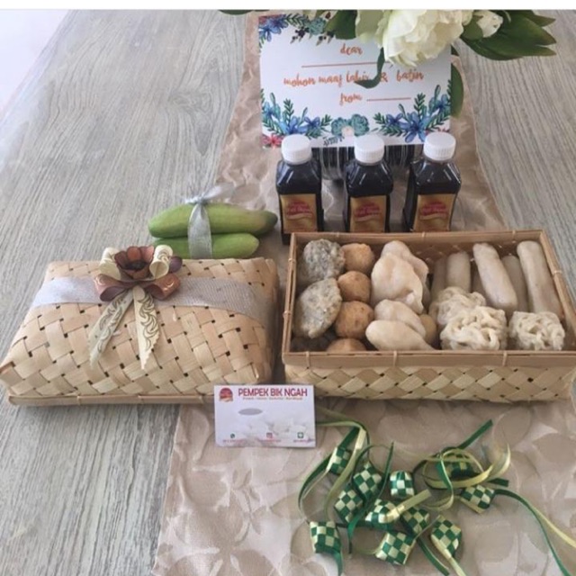 

Hampers A