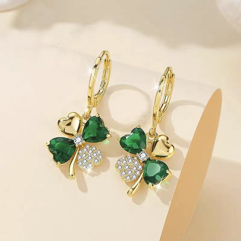 Anting Klip Desain Clover Gaya Korea Untuk Musim Panas