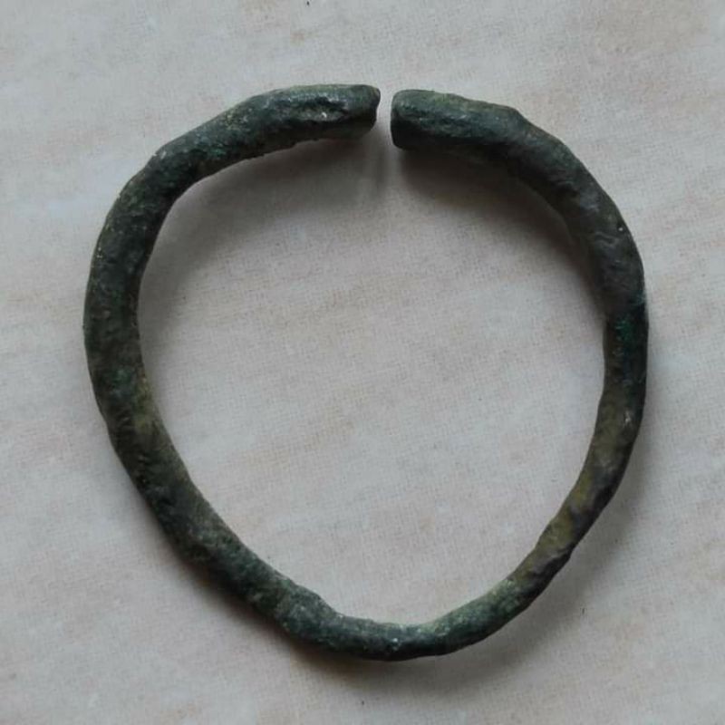 Gelang Kecil Keloh Media Barter Perunggu Kuno Temuan Sungai Bengawan Solo - C