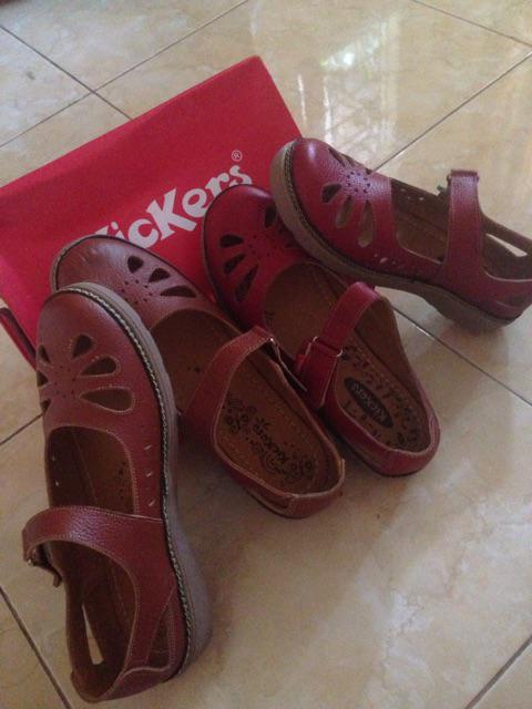 Sepatu Kickers Cewek Kulit ,, Habisin Stok