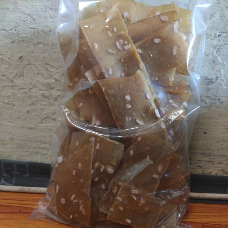 

Kerupuk tempe mentah