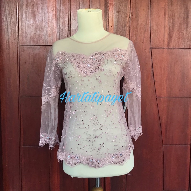 Kebaya Atasan Akar Simple