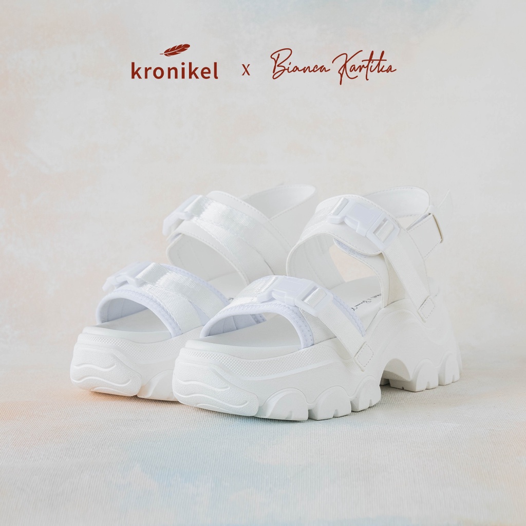 [PREMIUM LOKAL BRAND] KRONIKEL PROJECT x BIANCA KARTIKA // SARANG - White