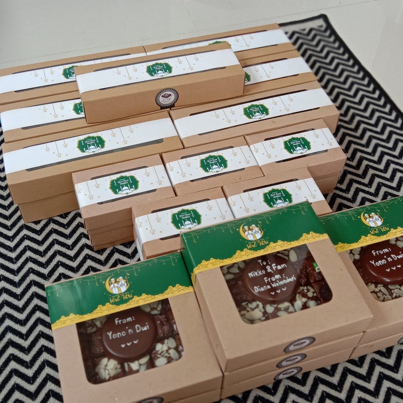 

Hampers brownies/ brownies hantaran lebaran/ brownies sekat hampers