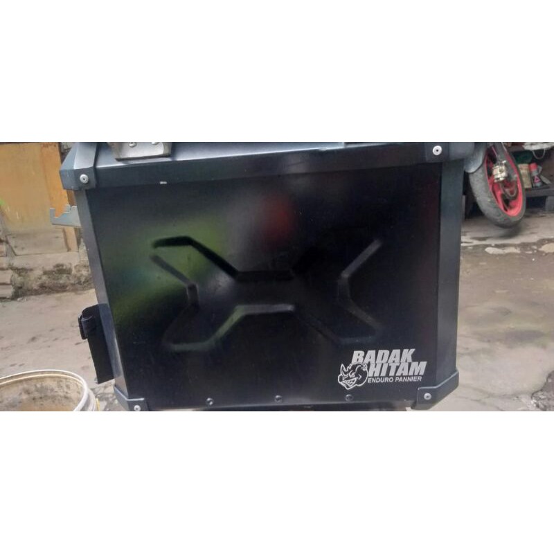 SIDE BOX PANNIER BADAK HITAM 27 LITER