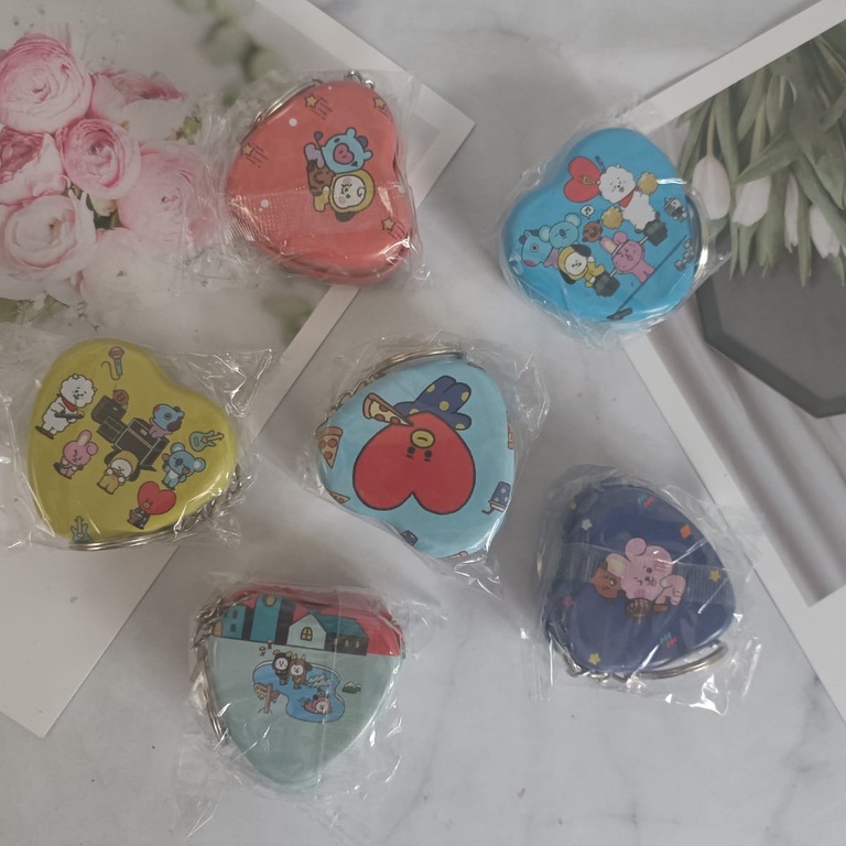 Gantungan Kunci BT21 BTS Motif Love