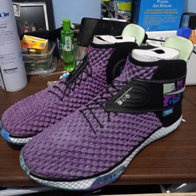 Nike zoom unvrs (us13)