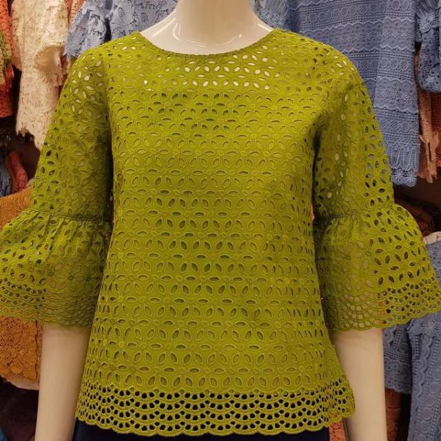 Pink Boutique Brokat