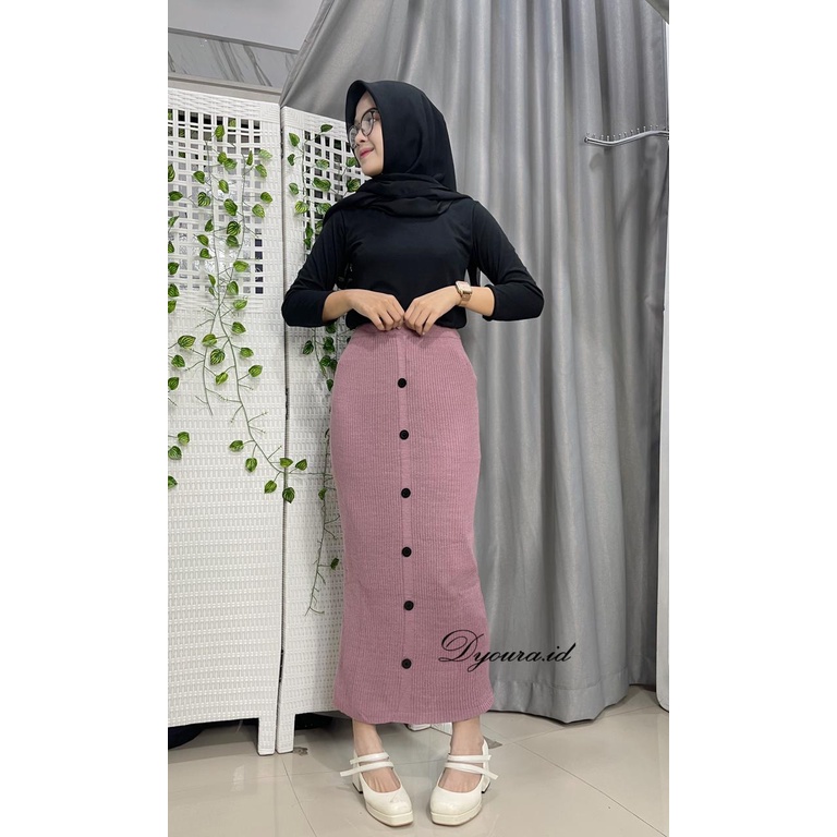 rok rajut kancing depan by dyoura