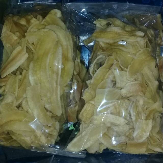 

Keripik pisang merk " Heni