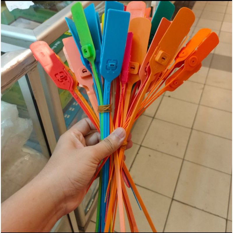 Tagging / label name / cable Ties nama