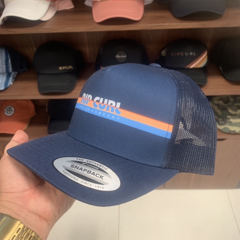 Topi Ripcurl Revival trucker