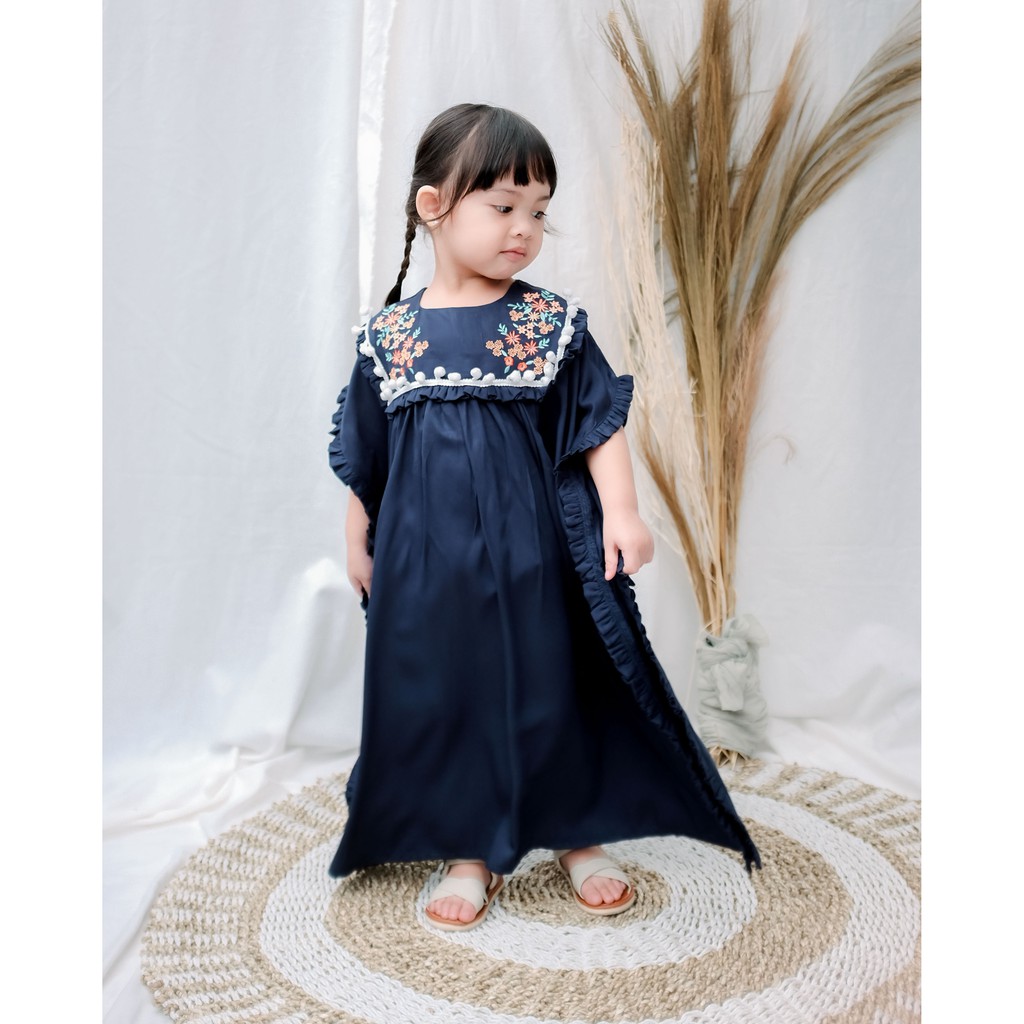 KARIMA KAFTAN | Kaftan anak perempuan | Baju Dress anak | Baju lebaran anak | Kaftan bordir anak | Kaftan Katun Anak | Kaftan anak pom pom | Kaftan anak lengan pendek