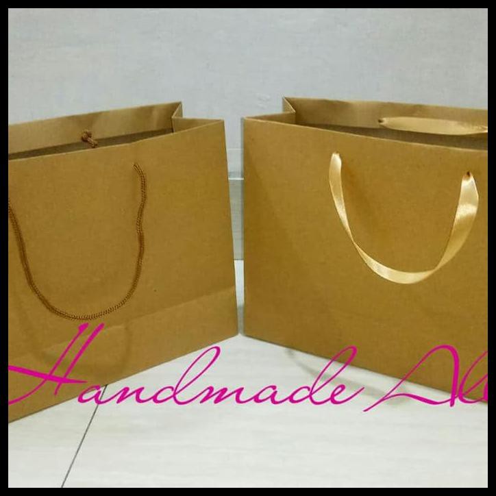 

Ready Stock Paperbag/Shoppingbag/Taskertas/Goodiebag Uk 28X20X10 Size M