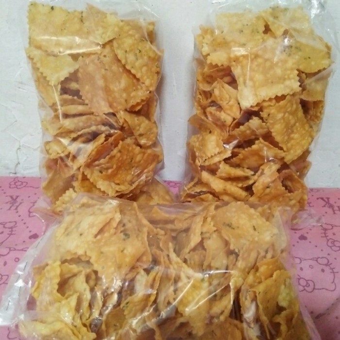 

kerupuk pangsit kemasan 250gr