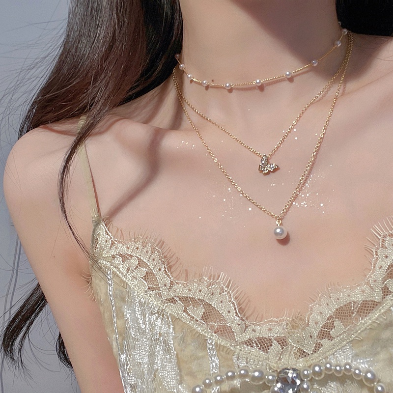 AY(CN) Butterfly Kalung Choker Rantai Emas Multilayer Dengan Liontin Kupu-Kupu Aksen Mutiara Untuk Wanita