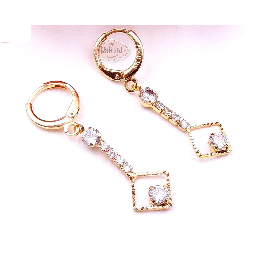 Anting Clip / Klip Motif Baris Wajik Mata Satu Mas Gold Perhiasan Aksesoris Wanita 962