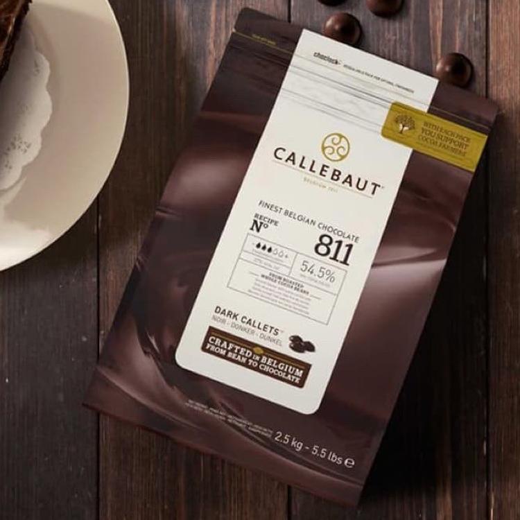 

Codeu1U5g--callebaut dark Chocolate 811 Couverture 54,5% 100 gr