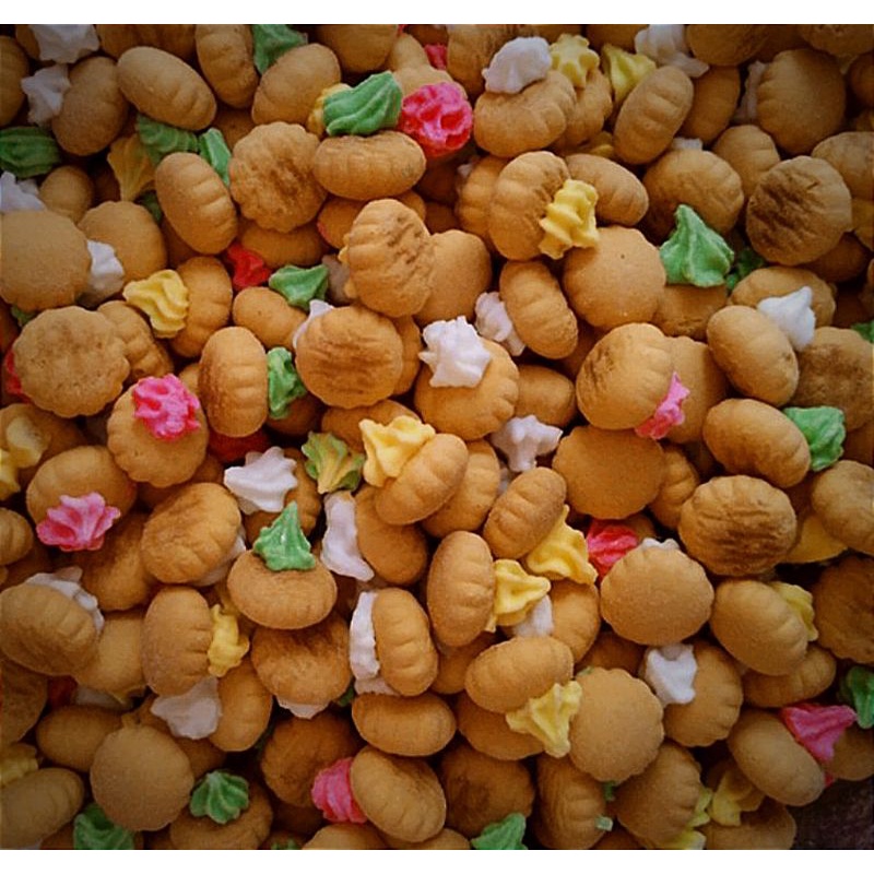 

Gem Rose 200gram/Kue Kancing/Biskuit Monas/Kembang Gula/Cemilan Manis/Snack kiloan/Biskuit Gemrose