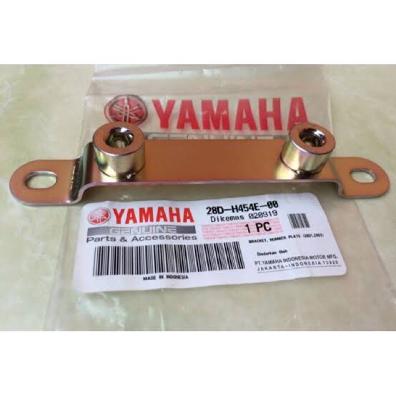 BREKET PLATE DUDUKAN PLAT NOMOR DEPAN BRACKET NUMBER PLATE 28D1 28D2 MIO SPORTY MIO SMILE MIO NEW MIO SOUL GT Mio J MIO GT 28D-H454E-00 ORI YAMAHA YGP