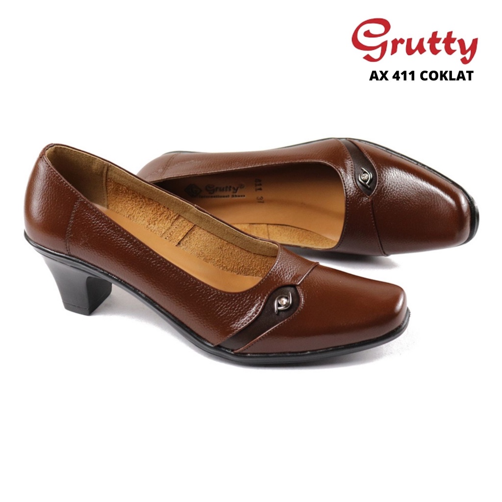 Sepatu Pantofel Wanita Formal Kerja Kantoran Bahan Kulit Asli Warna Coklat Hak 5cm Grutty AX411