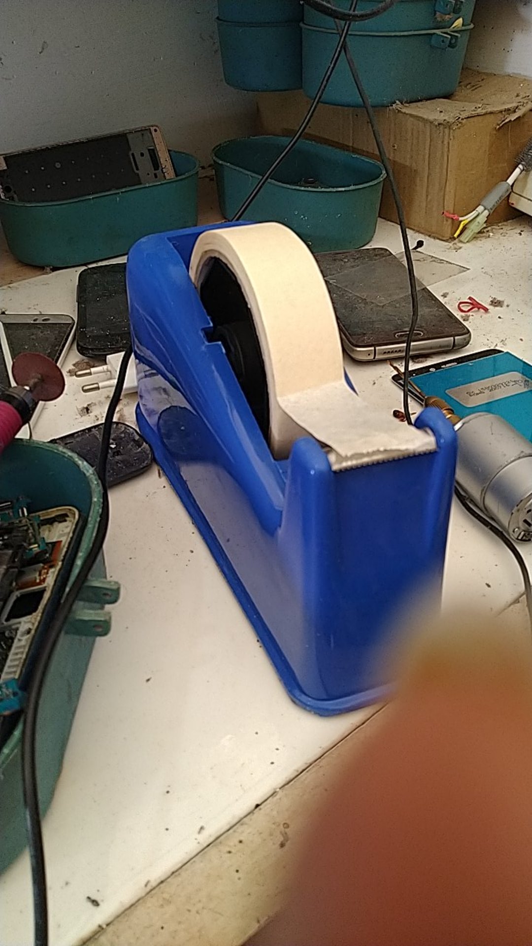 Tape Dispenser / Tempat Isolasi Kenjoy No. 50