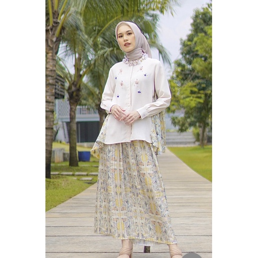 vera top green jenna and kaia