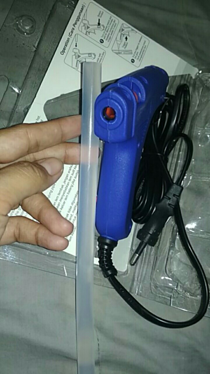 Isi Refill Lem Tembak Besar 10mm X 30cm