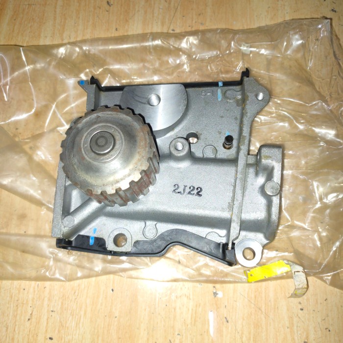 Mazda Genuine Parts Water Pump Mazda 626 GLX 1.600cc 15010