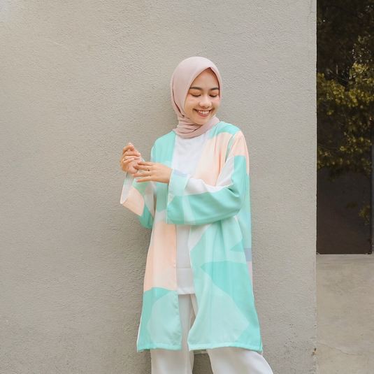 Long Outer Abstract Mint