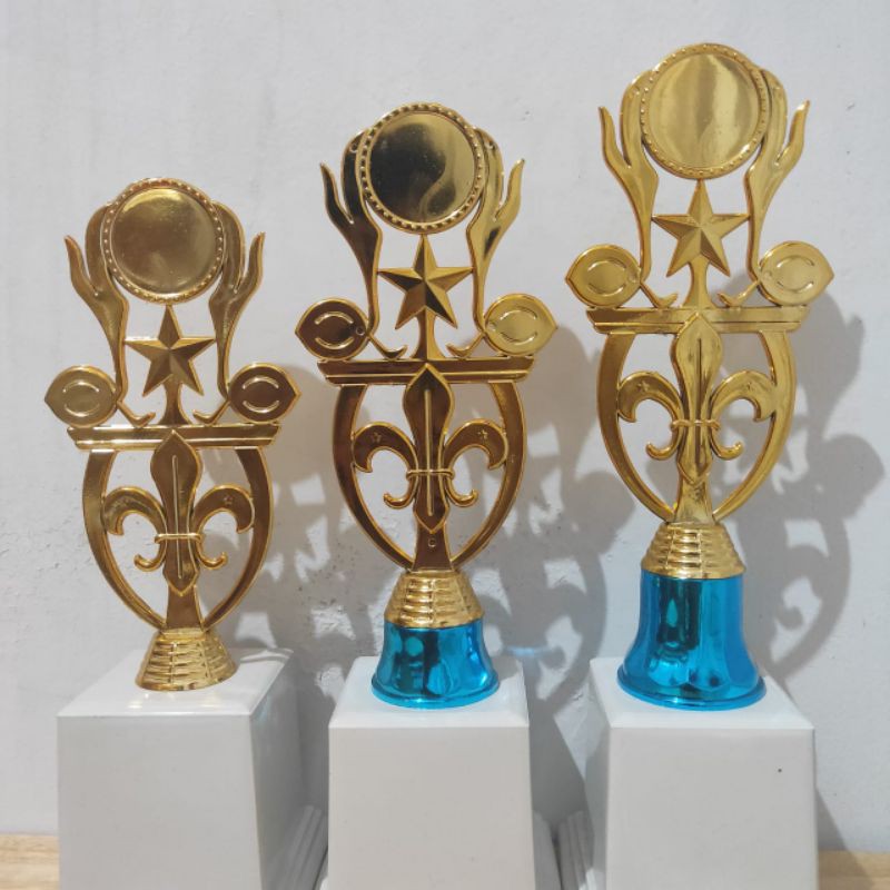 Trophy Piala berbentuk Tunas Kelapa pramuka