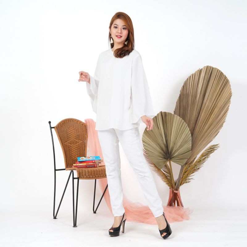 Blouse Atasan Wanita Putih polos fit to XL