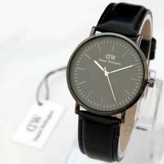 JAM TANGAN DANIEL WELLINGTON PRIA