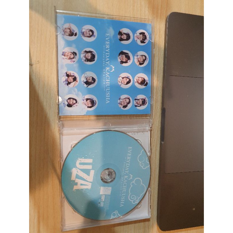 JKT48 Everyday Kachuusa UZA CD & DVD