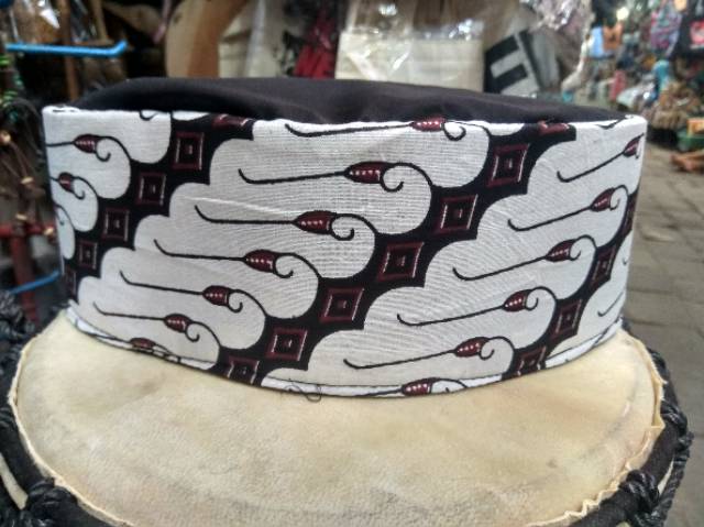 (BISA COD) PECI KOPIYAH BATIK UKURAN ALL SIZE UNTUK ANAK DAN DEWASA - SOUVENIR MURAH KHAS JOGJA