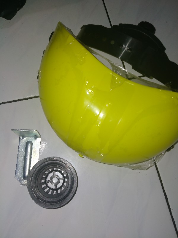 Hanger Apar. Bracket Apar.  Gantungan Apar Ke Dinding