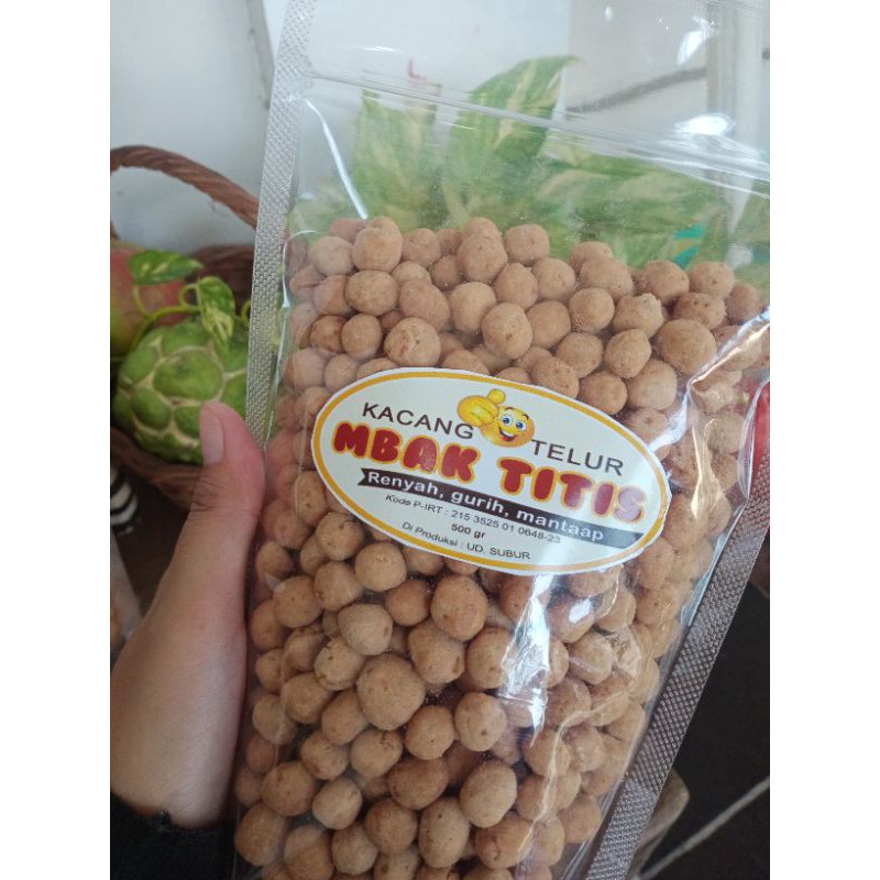 

Kacang Telur Premium Mbak Titis 500gram