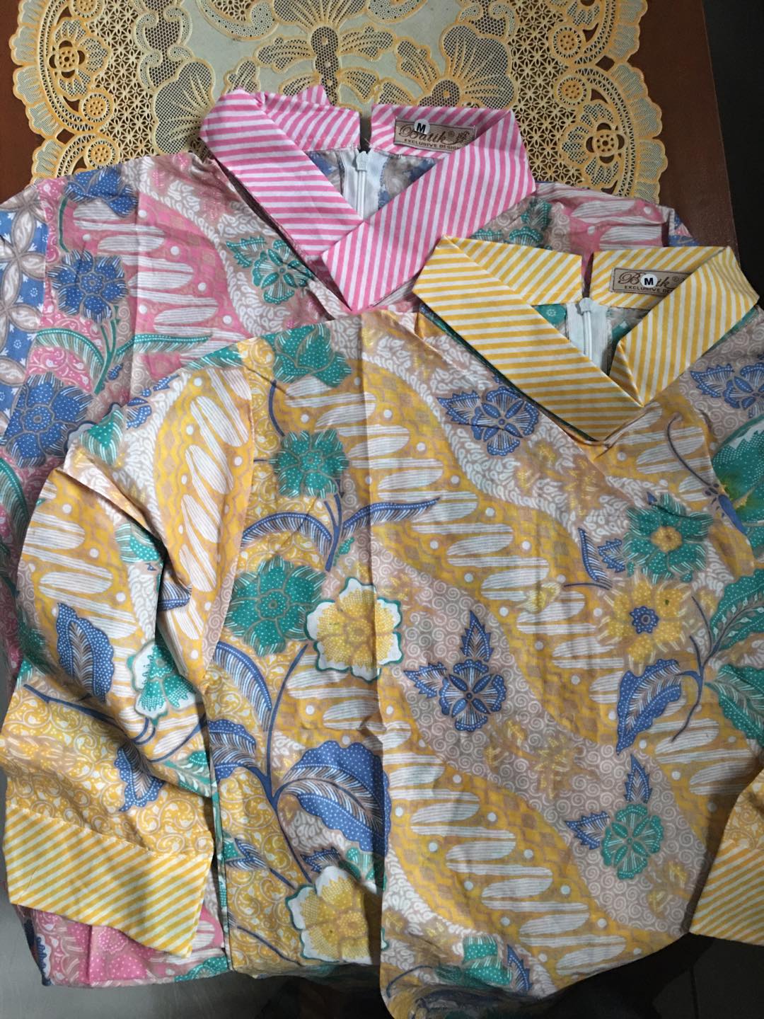 Terbaru Serut Genes Jelita Tunic Navbor Yelbor Whitbor Creambor Tunik Batik Modern Hrb030 Dolbi Dob