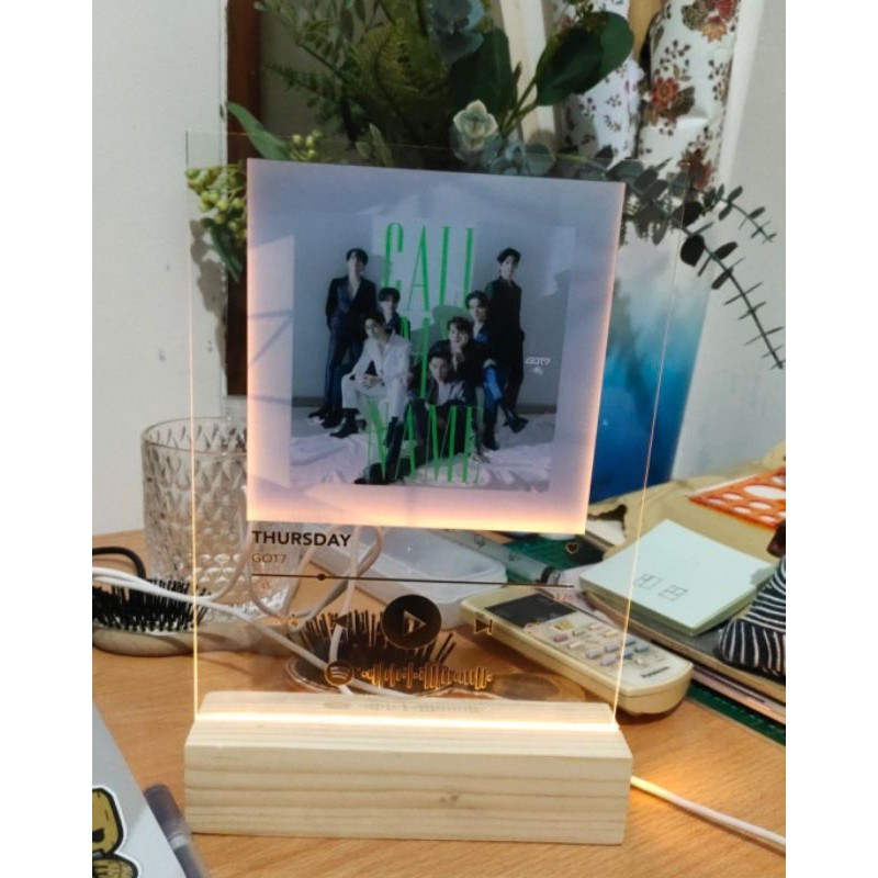 Custom Akrilik Acrylic Spotify, Wedding Anniversary Birthday + Stand Kayu LED