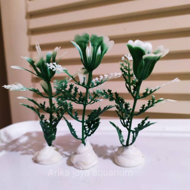 Tanaman hias aquarium aquascape plastik 9cm hijau putih Tanaman hias aquarium aquascape plastik 9cm hijau putih