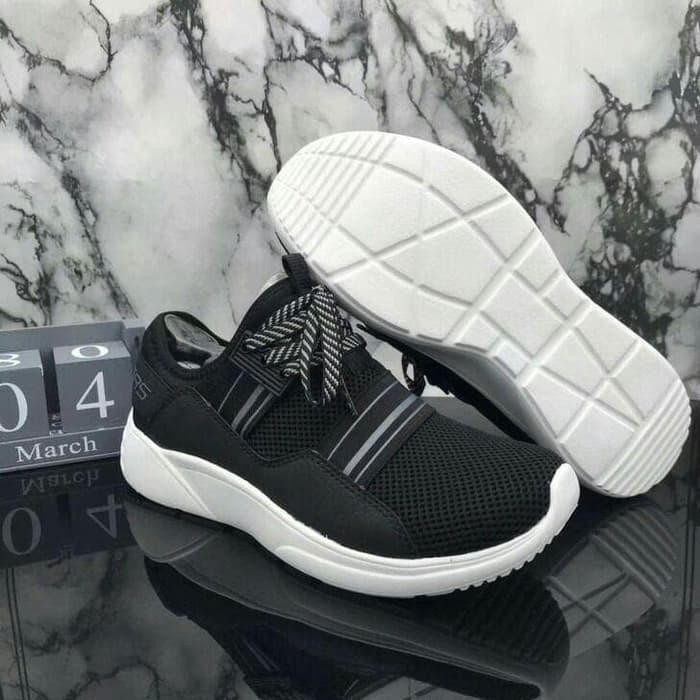 SEPATU SKECHERS BOBS SPARROW ORIGINAL