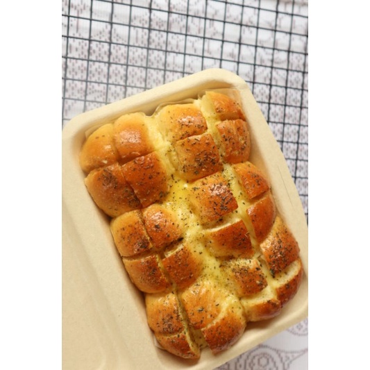 

Korean Garlic Bread kemasan Family isi 3