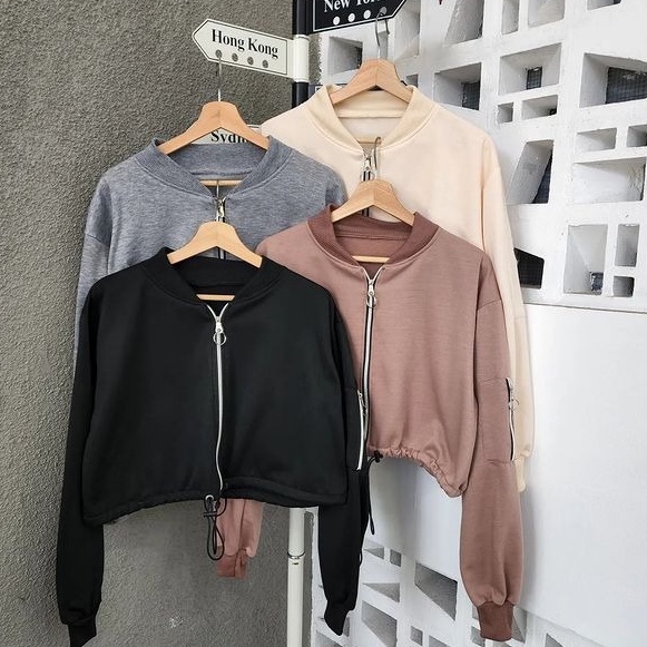 MVP - Milki Crop - Jaket Oversize Crop Wanita Kekinian