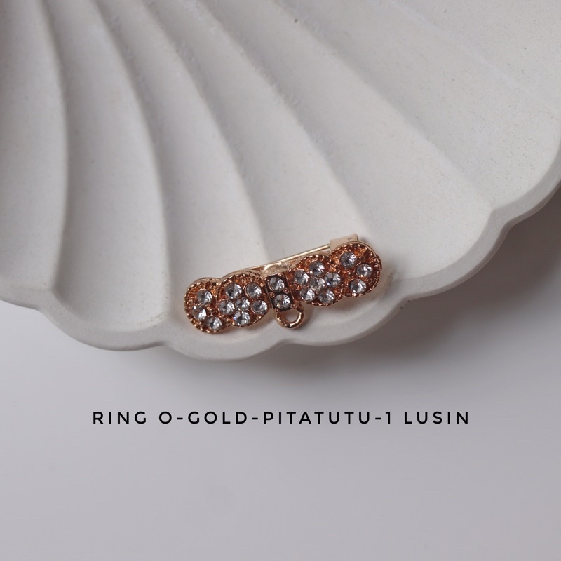 1 Lusin / 12 Pcs Bros Dagu Ring O Lusinan Part 3 Bros Dagu Warna Silver Bros Mini Bros Kecil Bros Jilbab Bros Hijab Bros Daily Bros Simple Bros Lucu Bros Imut Bros Cewek Bros Pin Bros Tuspin Bros Pin Brooch Korean Style Bros Bahan Bros Juntai Bahan Bros-O-GOLD-PITATUTU-1LSN