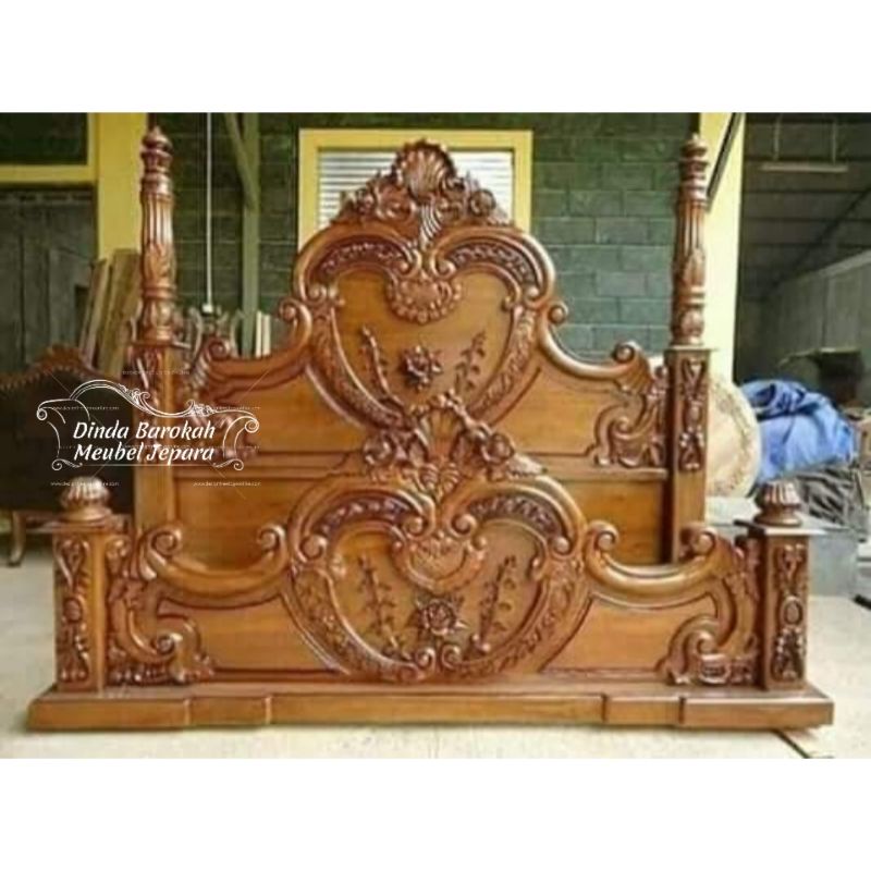 DIPAN TEMPAT TIDUR KAYU JATI UKIR MODEREN, RANJANG UKIR KAYU JATI BERKUALITAS