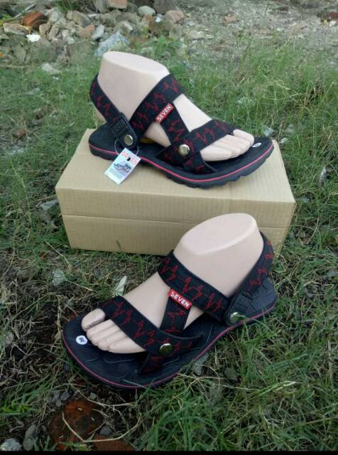 Sandal santai gunung jantung merah seven