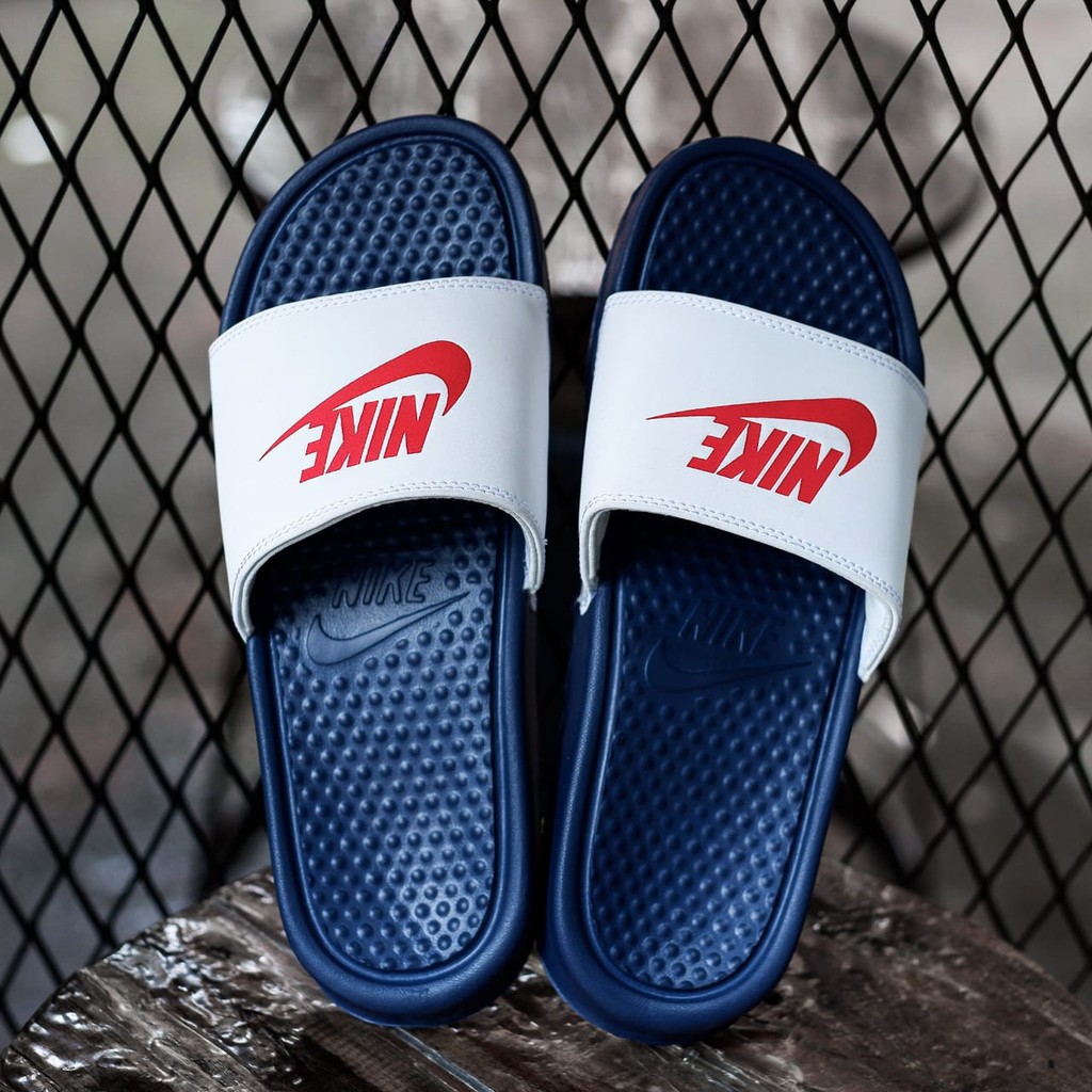 nike benassi white and blue